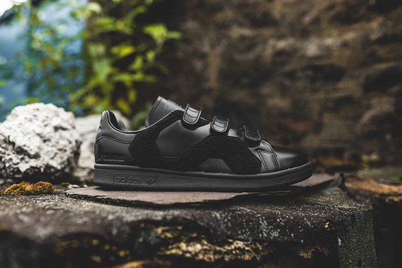 raf simons stan smith velcro black