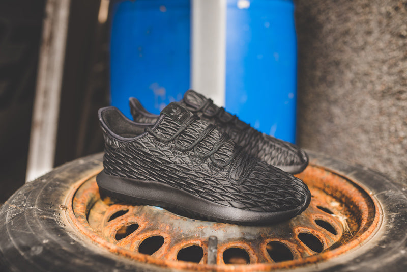 adidas tubular shadow carbon