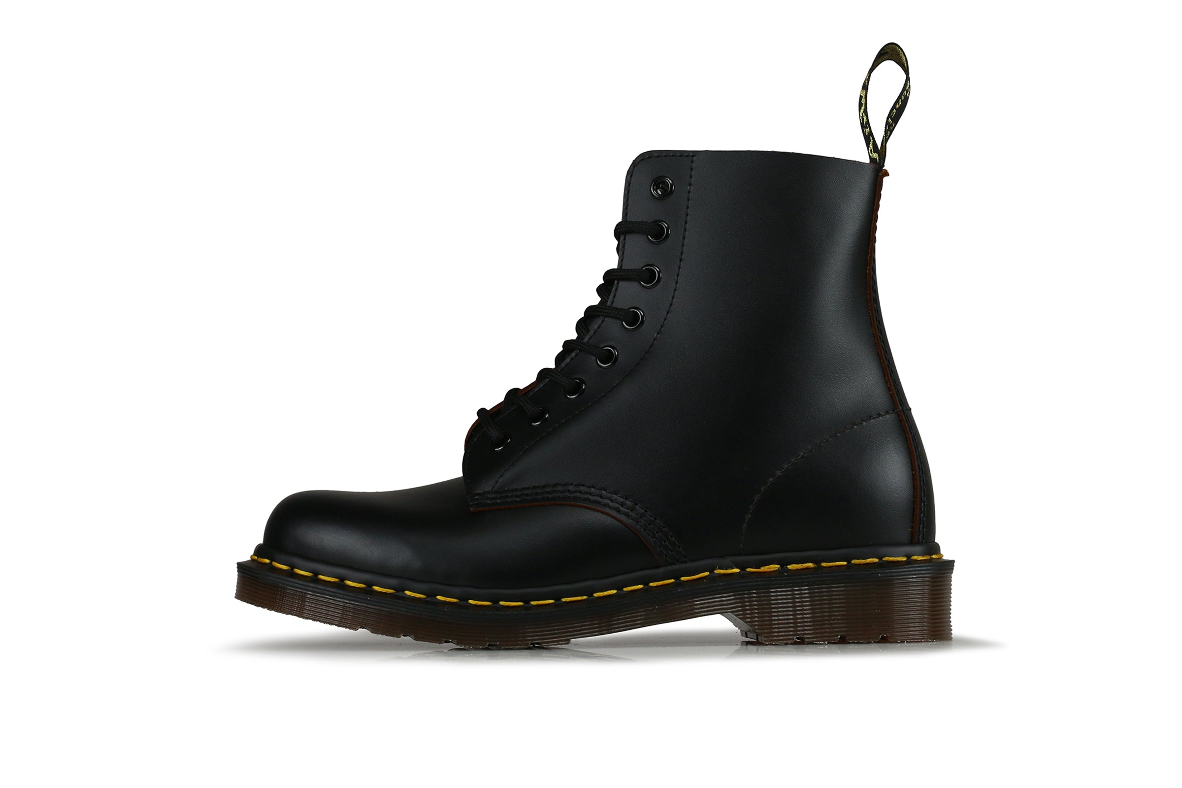 dr martens matte black