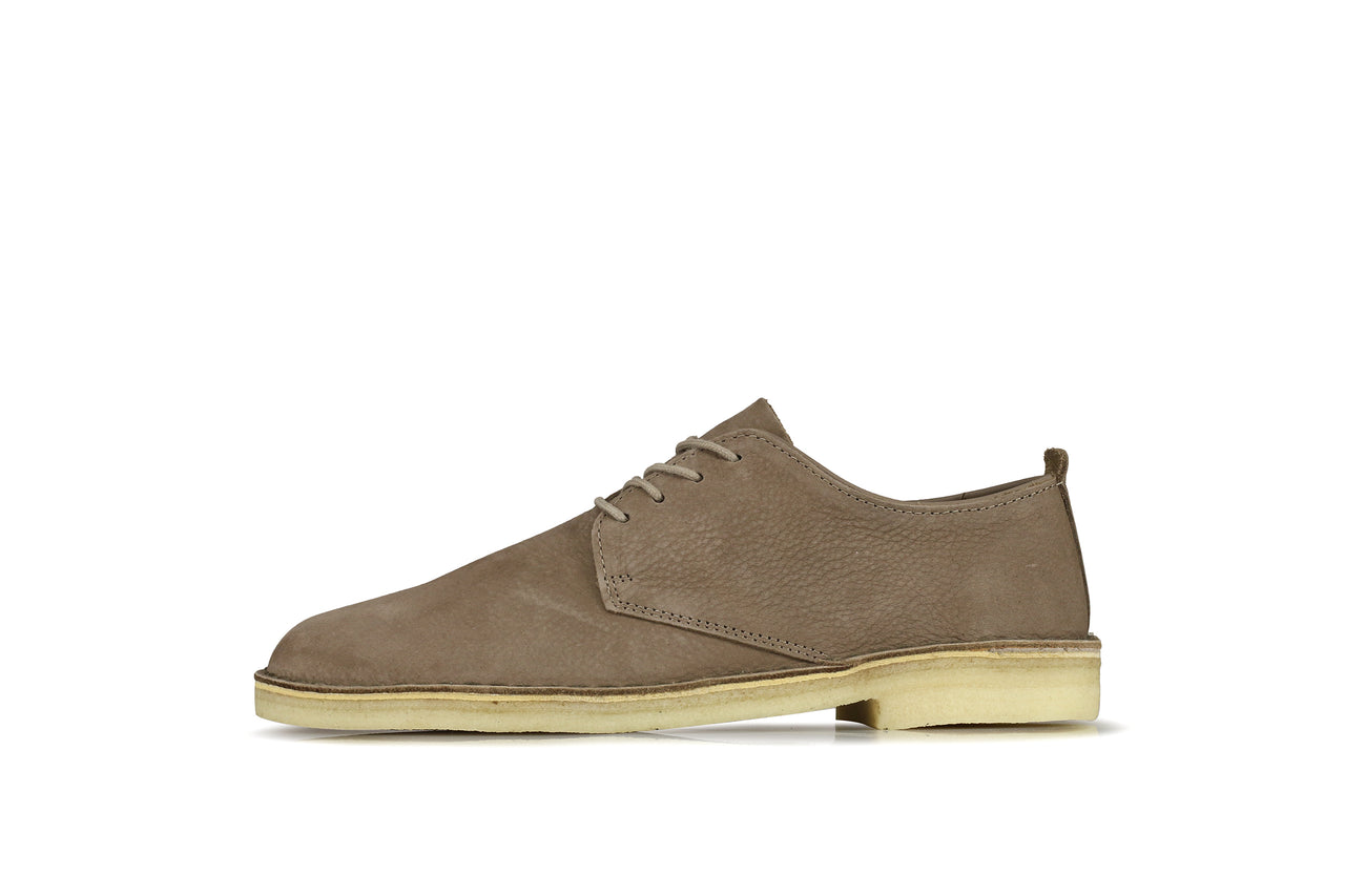 clarks desert boots london