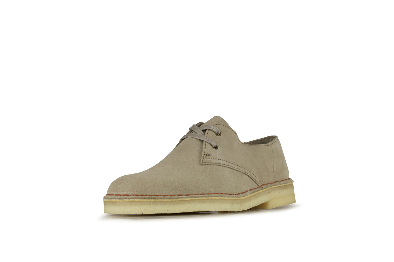 clarks sand nubuck