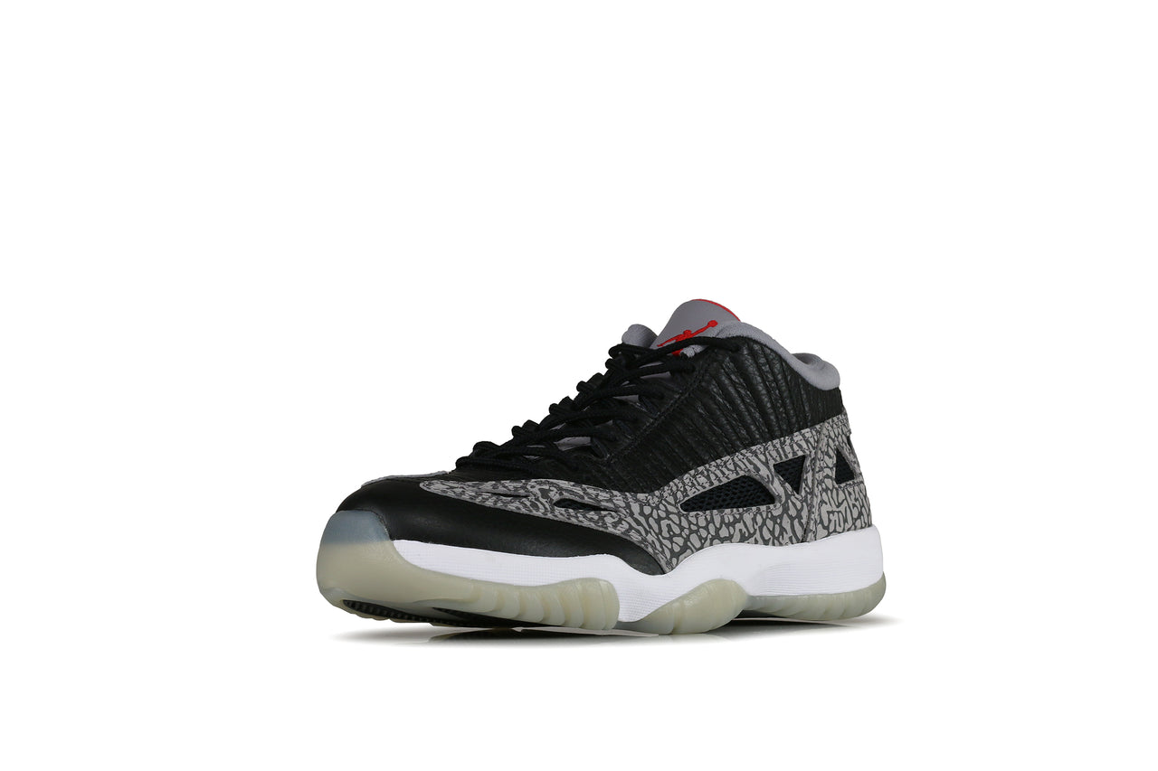 Nike Air Jordan 11 Retro Low IE \
