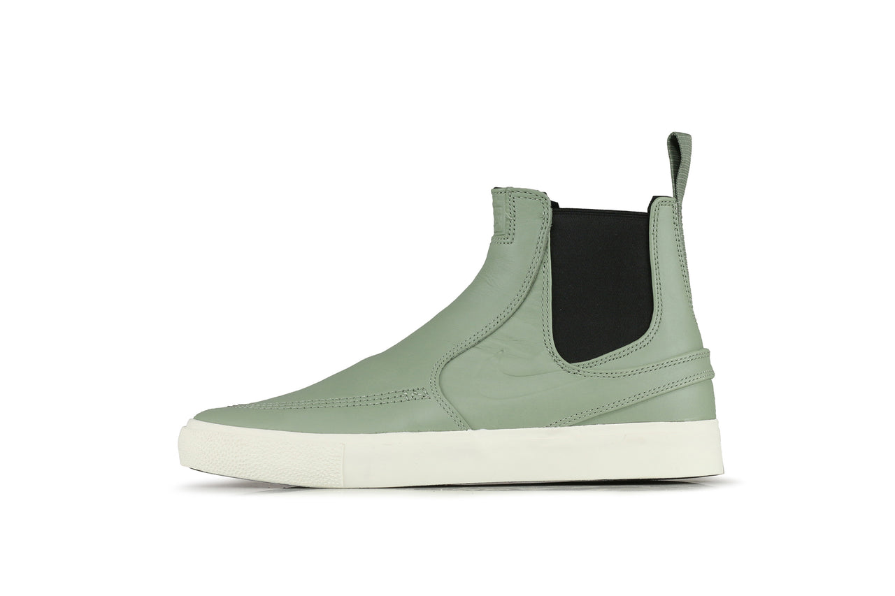 nike janoski chelsea boot