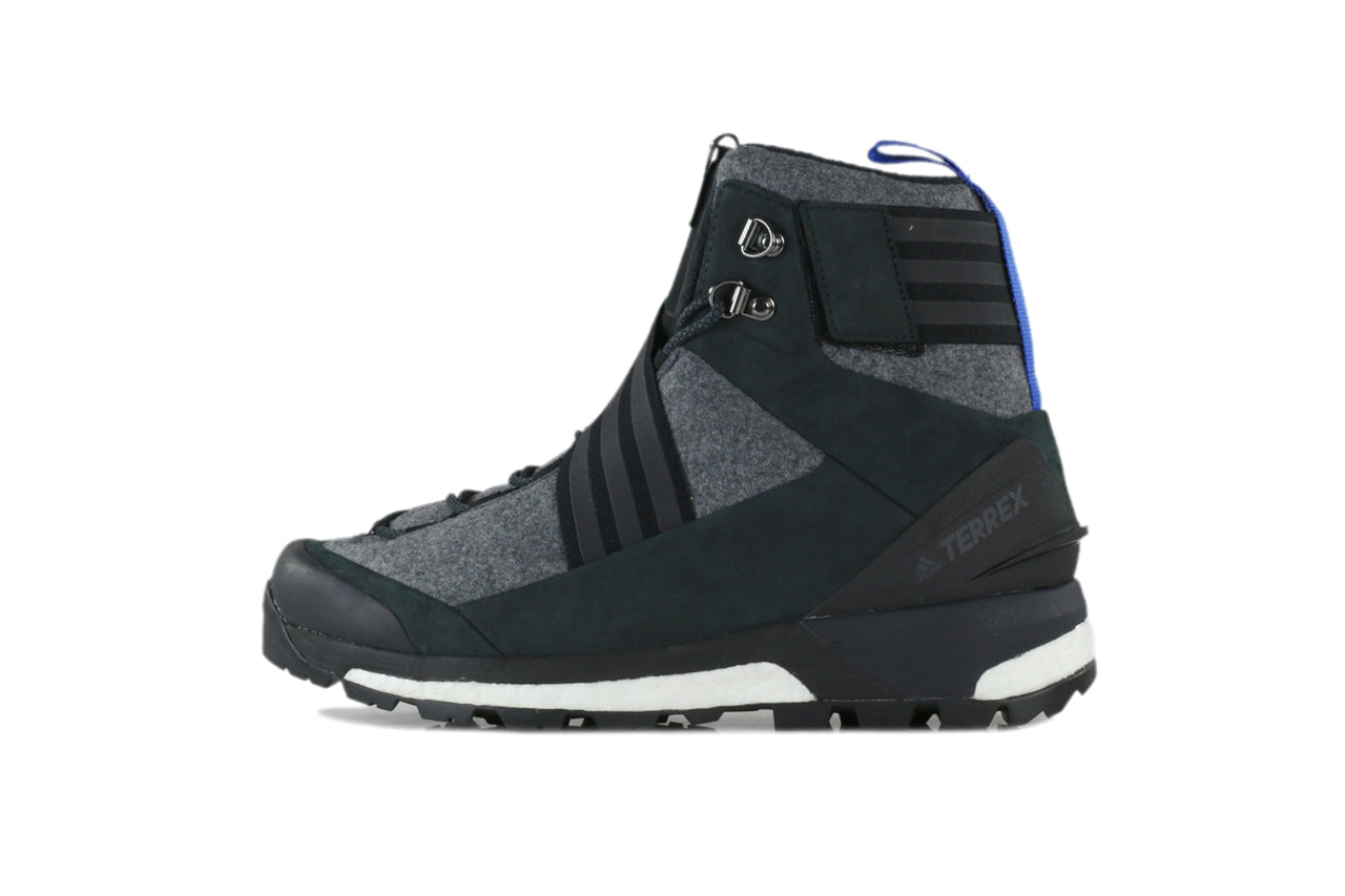 adidas terrex tracefinder