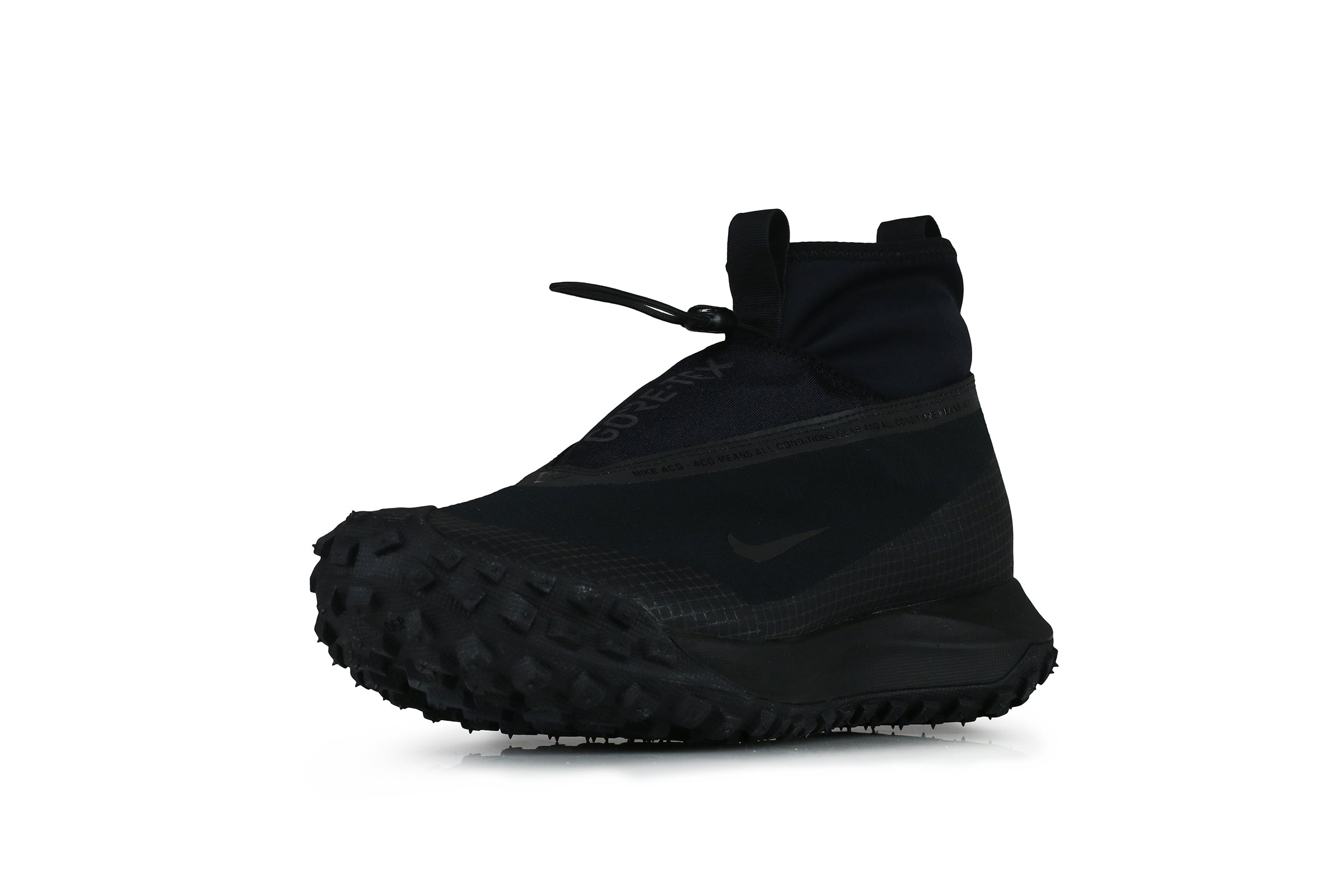 black nike acg