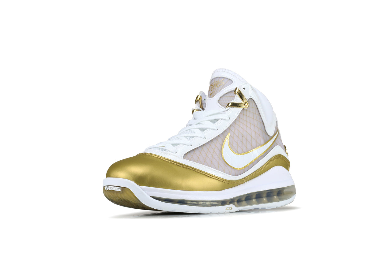 lebron 7 qs gold