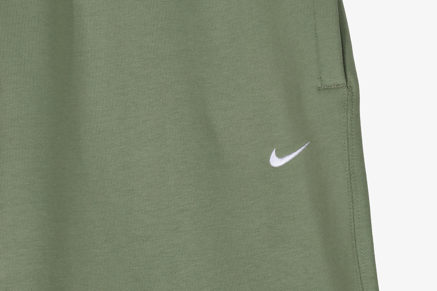 Nike Solo Swoosh Fleece Cuff Pant