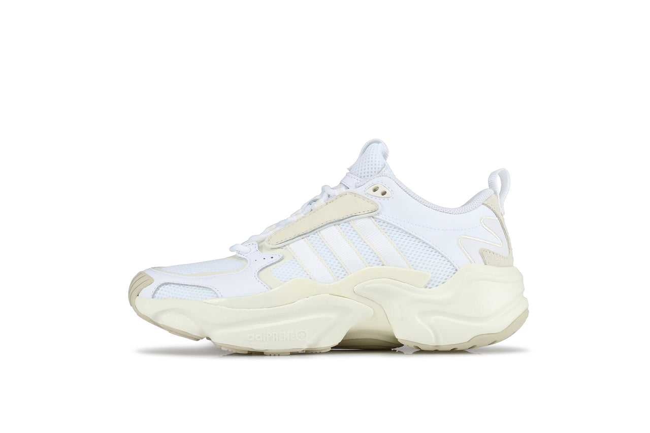 Adidas Consortium Womens Magmur Runner 