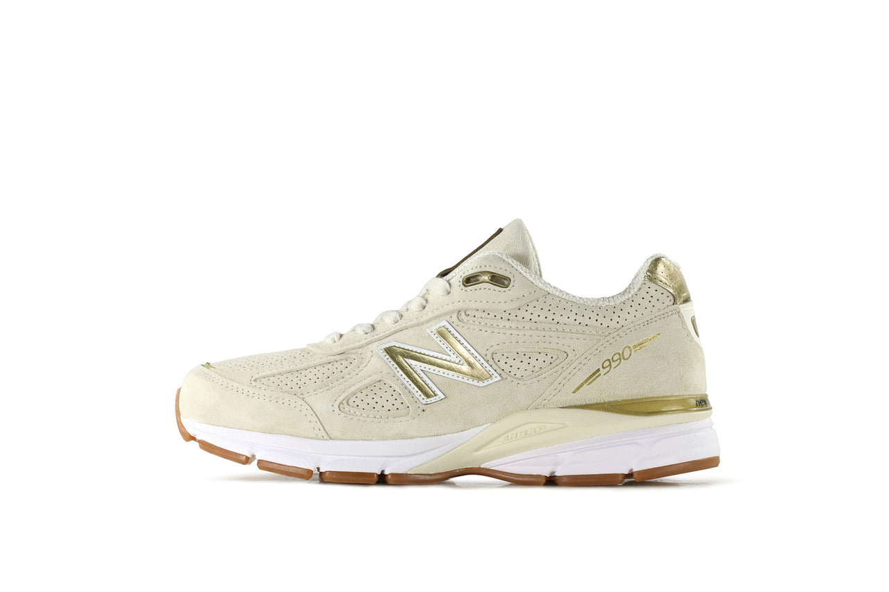 New Balance M990AG4