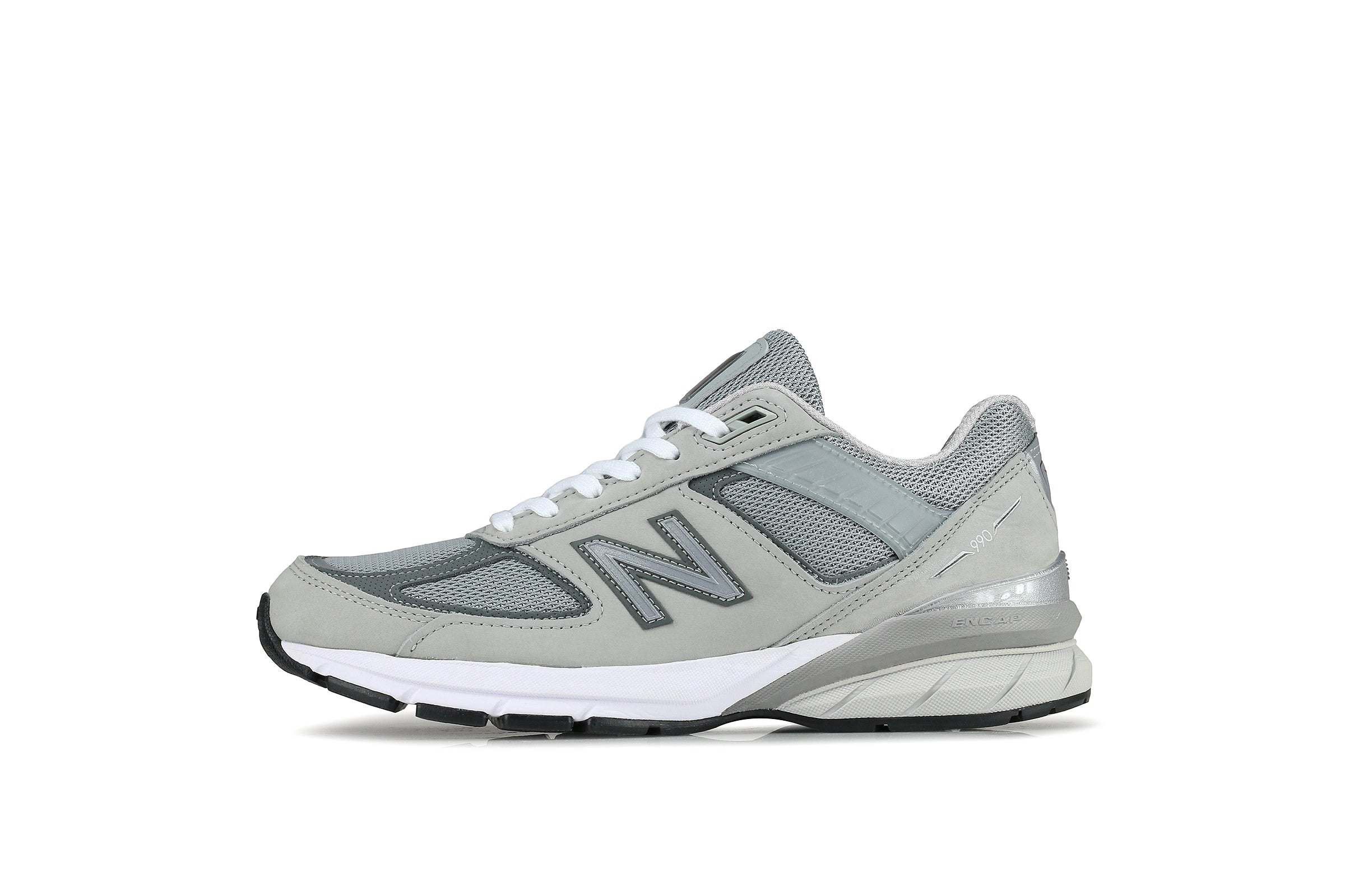 new balance all white shoes