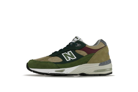 new balance trainers stockists