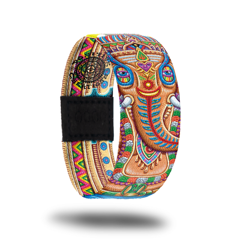 Outside design of No Worries, colorful front facing elephant in the unique style of artist Chris Dyer