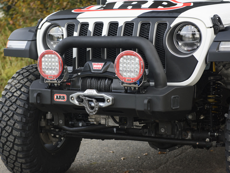 ARB Deluxe Stubby Front Bumper for 18-up Jeep Wrangler JL and 20-up Gl –  FORTEC4x4