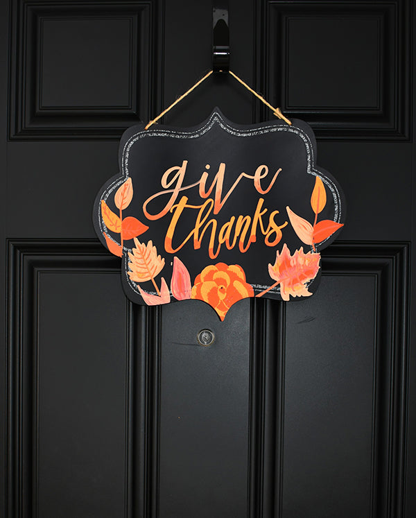 thanksgiving decor with kassa chalk markers