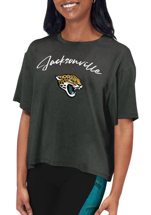 Women's Certo Gray Philadelphia Eagles Cropped Turnout T-Shirt