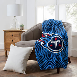 Zubaz NFL Team Reversible Pet Bandana for Dogs & Cats, Tennessee Titans,  Small/Medium