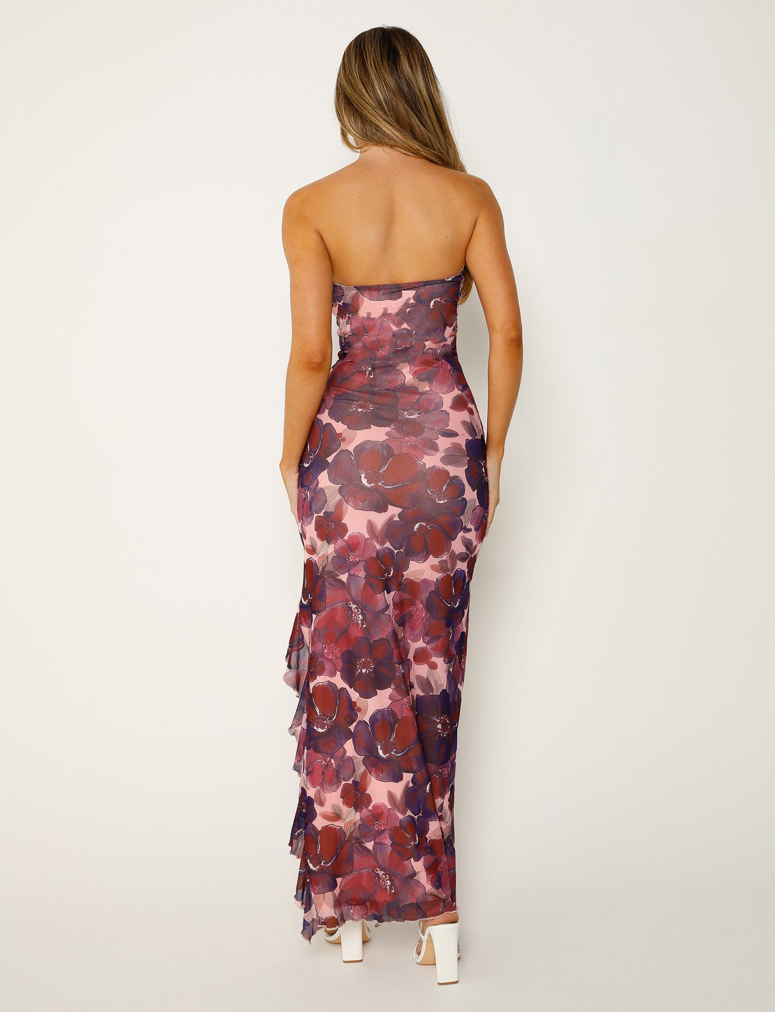 THEO MAXI DRESS - RED : ROMANTIC MACRO FLORAL