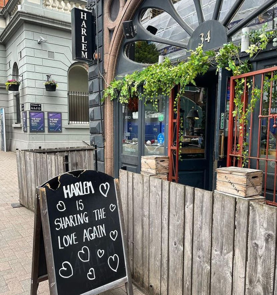 An outdoor view of the Harlem Café in Belfast