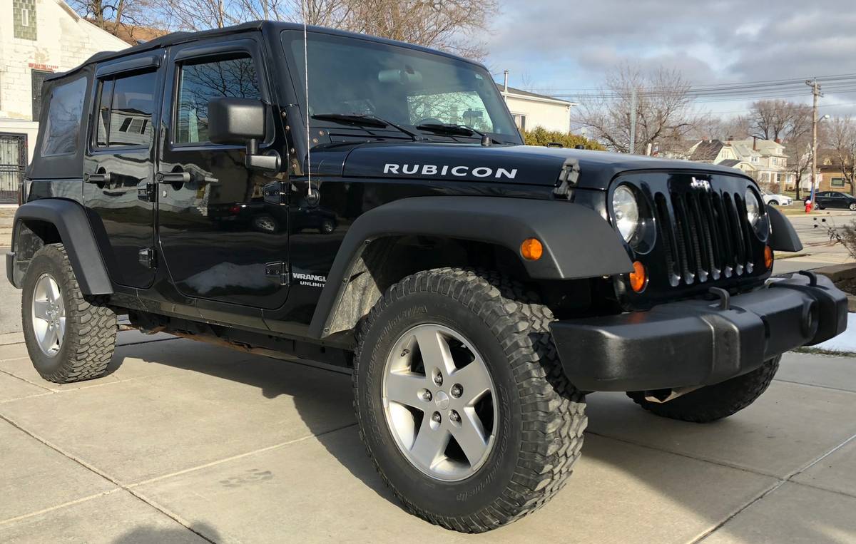 SOLD!!!! 2007 Jeep Wrangler JK 4 door JKU Rubicon Dana 44 's Manua -  Stryker Motors