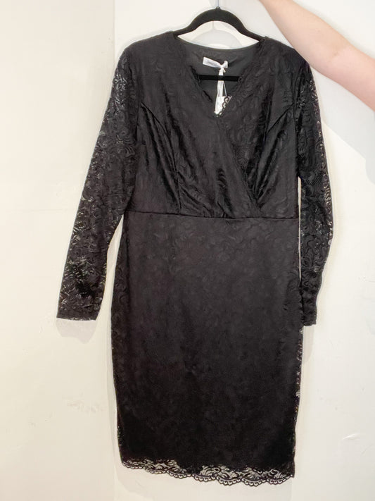 Black Lace Blush Overlay Bra - 40DDD – Le Prix Fashion & Consulting