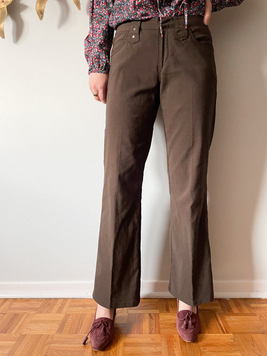 Tamsrum Black High Rise Trouser Stirrup Pants - S/M – Le Prix Fashion &  Consulting