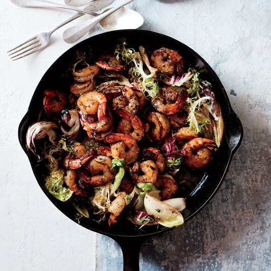 https://cdn.shopify.com/s/files/1/2035/6875/products/buttery-cast-iron-shrimp-with-winter-salad-XL-RECIPE0218.jpg?v=1664911992&width=533
