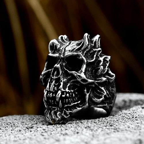 Noble Skull Ring - XMARTIAL