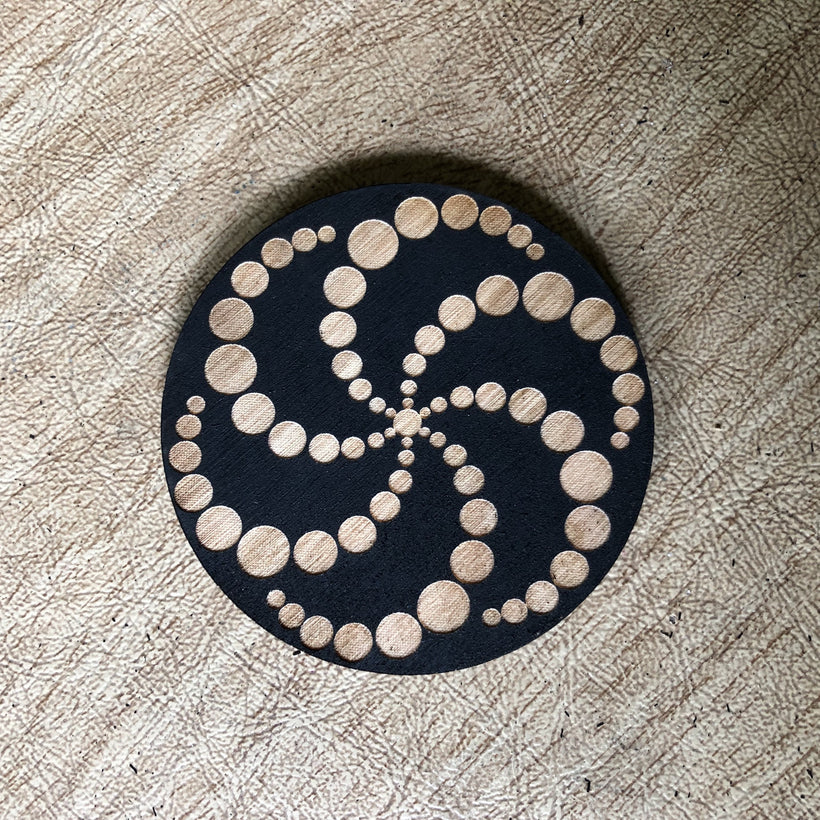 Painted Crop Circle Magnet - Crop Circle – Zen and Meow