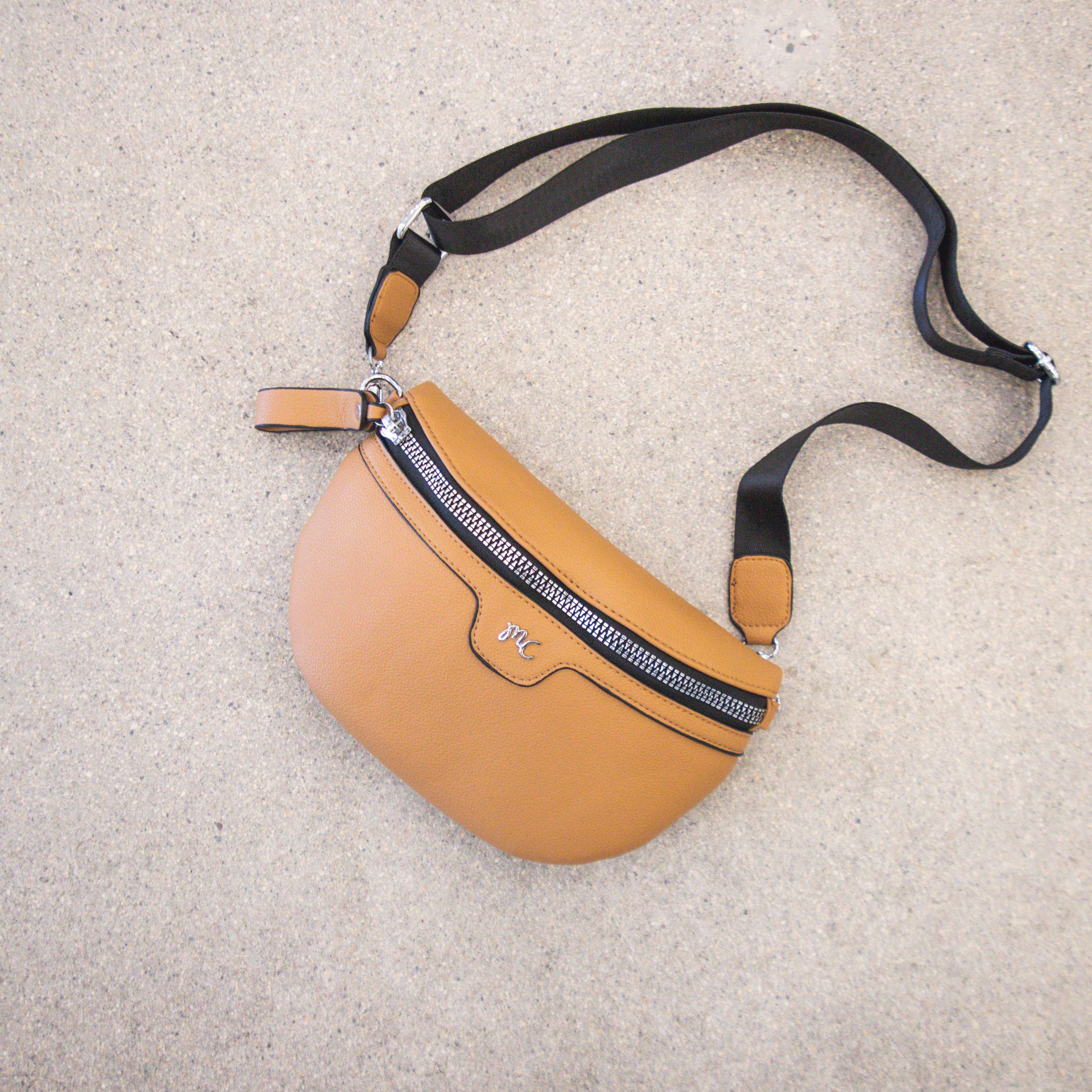 VITTORIA BELT BAG