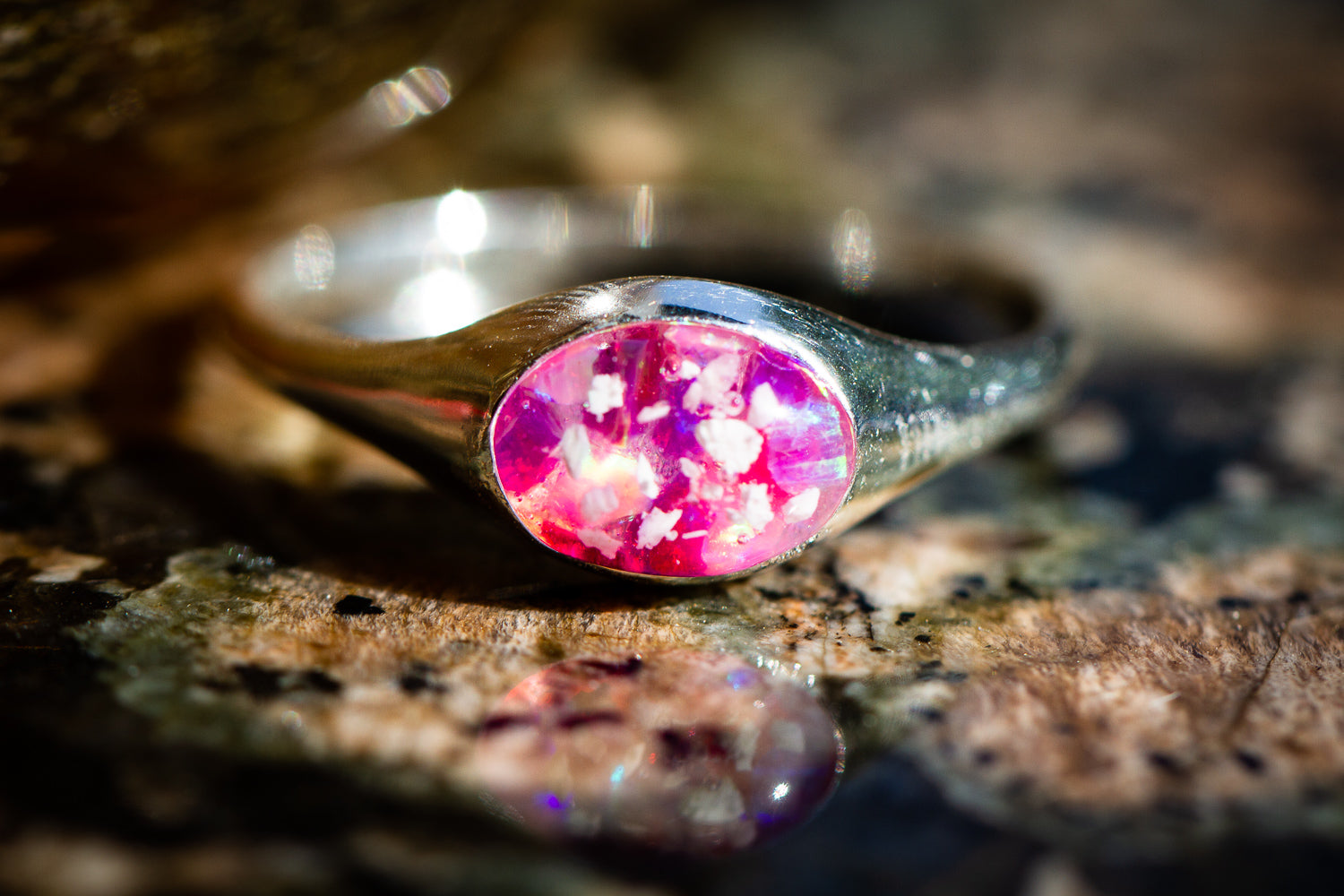 Silver Oval Ring with Cremation Ashes - Spirit Pieces product image