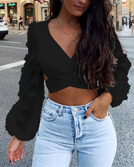 cute black crop top outfits