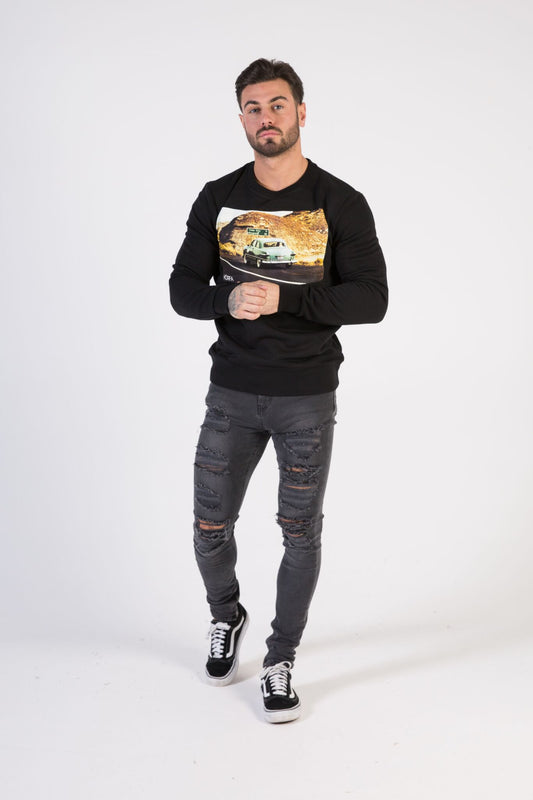 ROADTRIP Sweatshirt - HÖRFA is a men's global fashion brand that provides products such as Fashionable Watches, Wallets, Sunglasses, Belts, Beard and Male Grooming Products