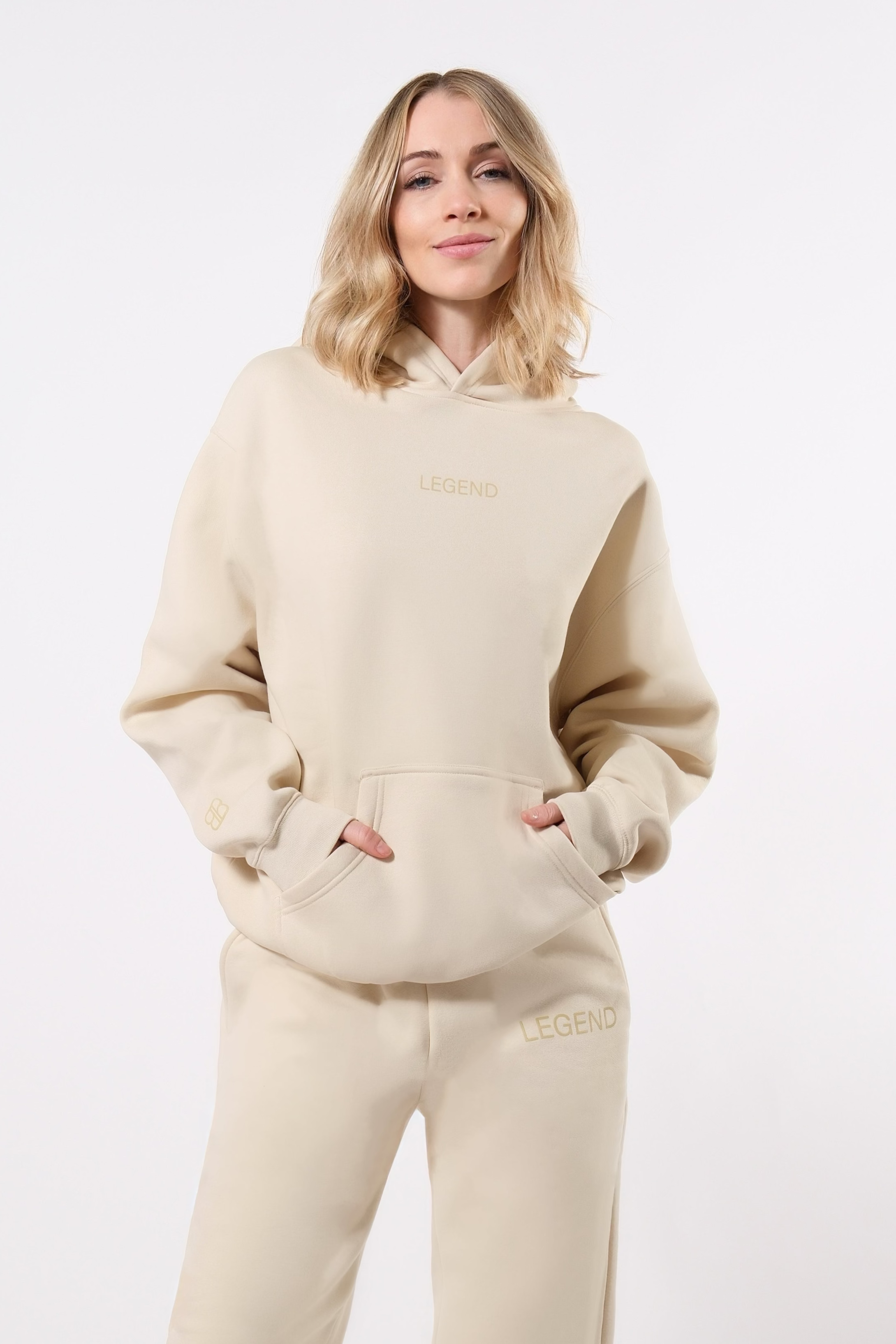 Pullover Hoodie: Legend