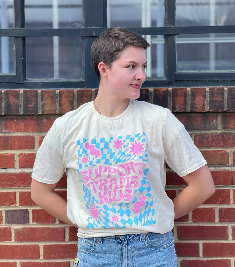 Ga op pad samenwerken rukken Support Trans Kids T-Shirt PASTEL – Ash + Chess