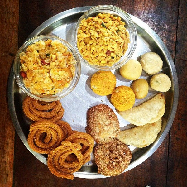 Diwali-delicacies-maharashtra