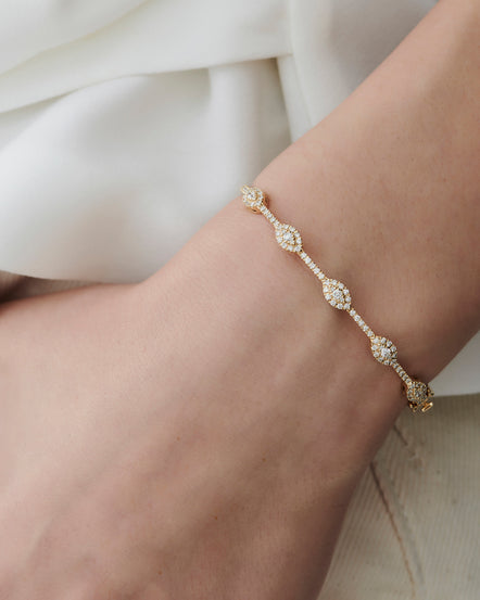 14K Gold Multi Diamond Cluster Bracelet – FERKOS FJ