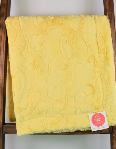 Hide Banana Yellow Blanket