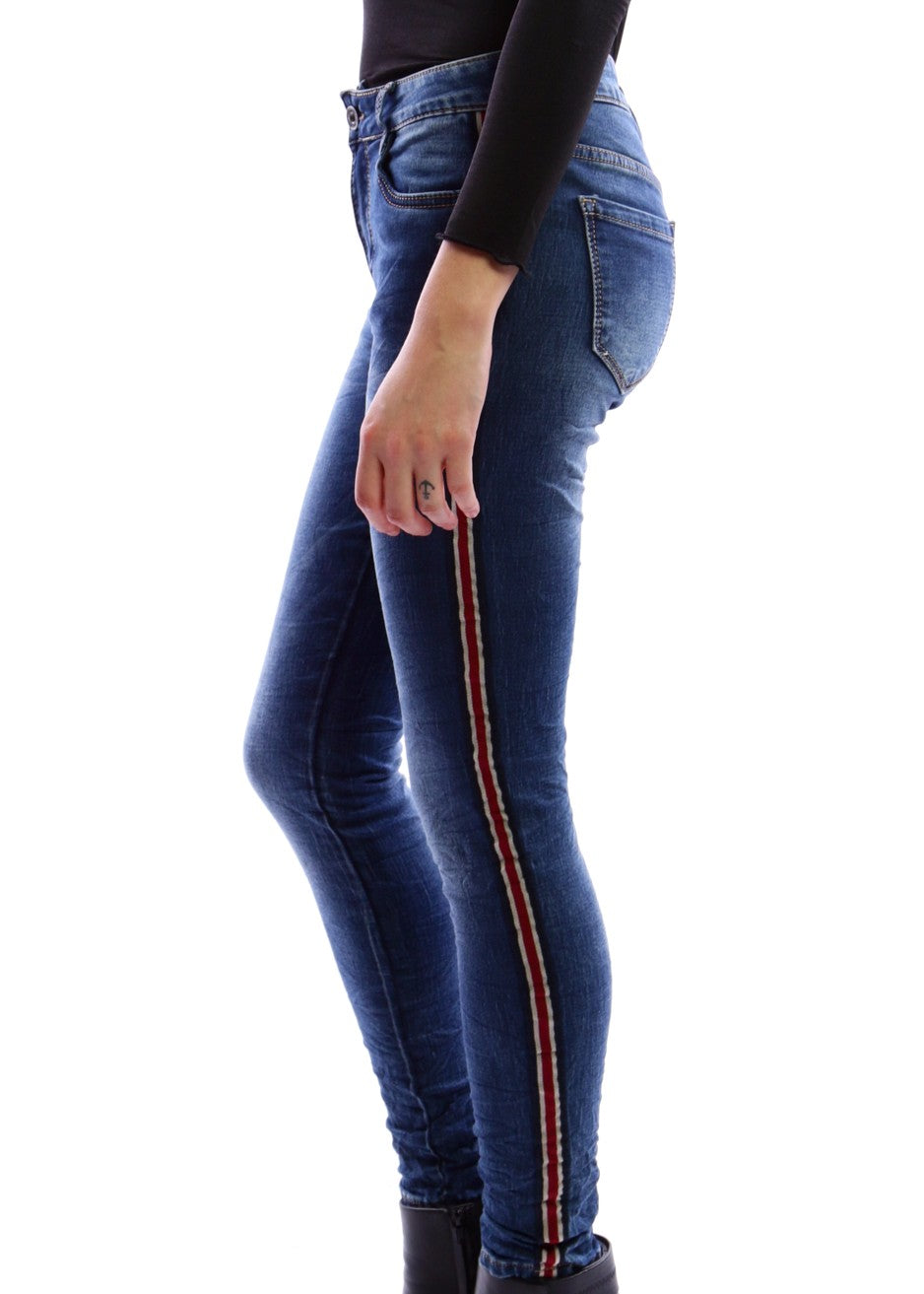 jeans with red and white stripe