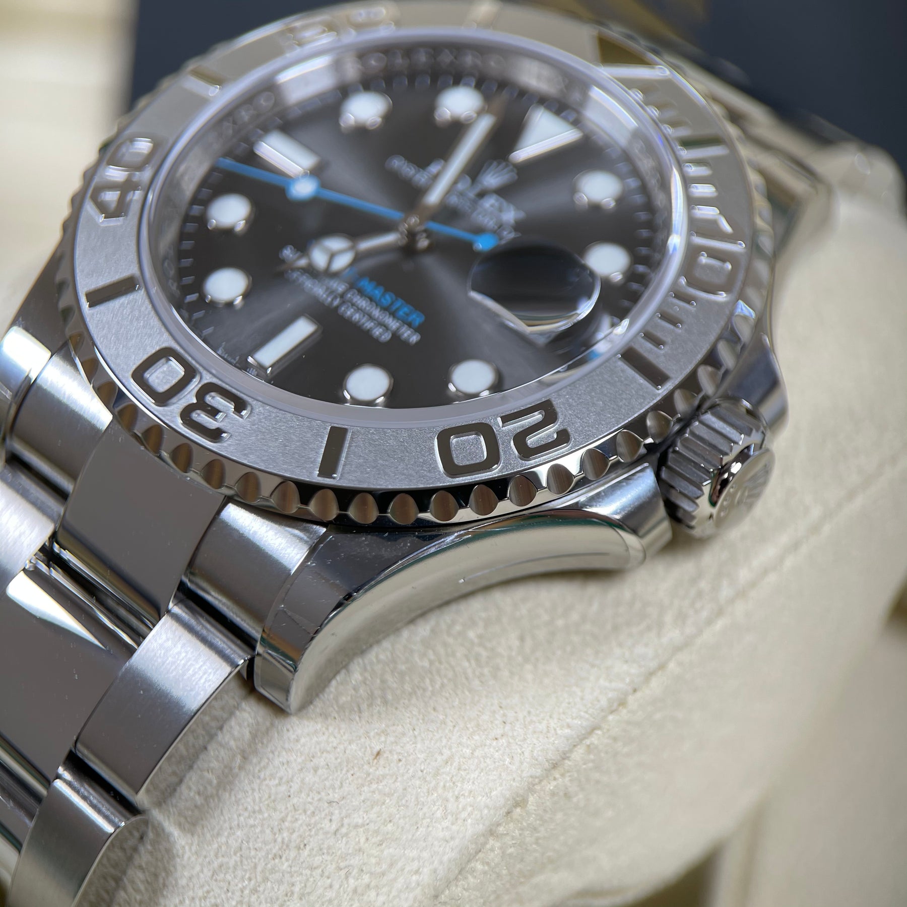 yacht master rhodium rubber strap