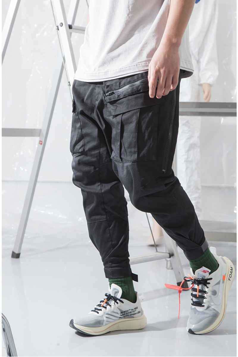 chrrota strapped cargo joggers