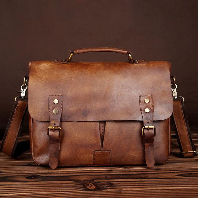 Classic Natural Leather Messenger Bag – Gifts for Designers