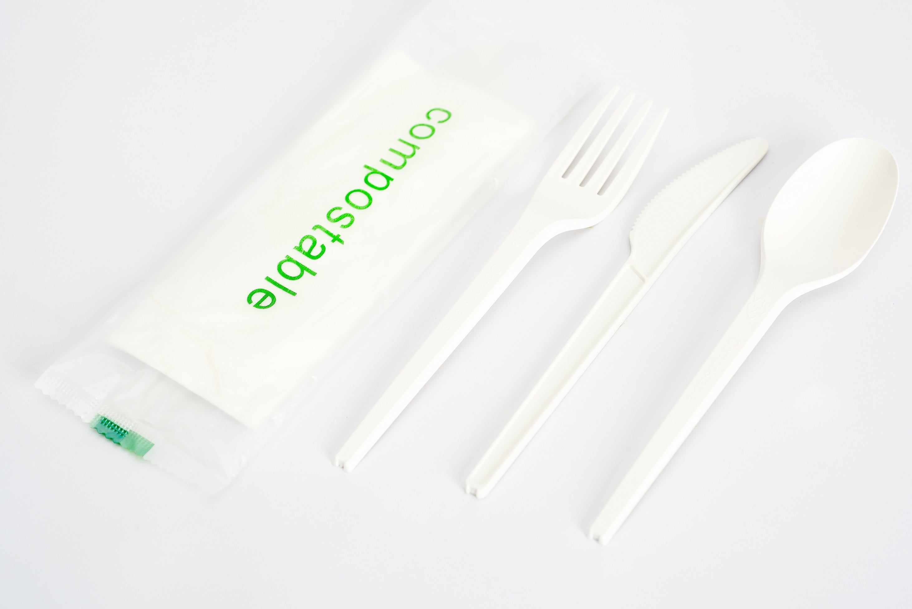 compostable-pla-cutlery-set-eco-friendly-packaging-dubai