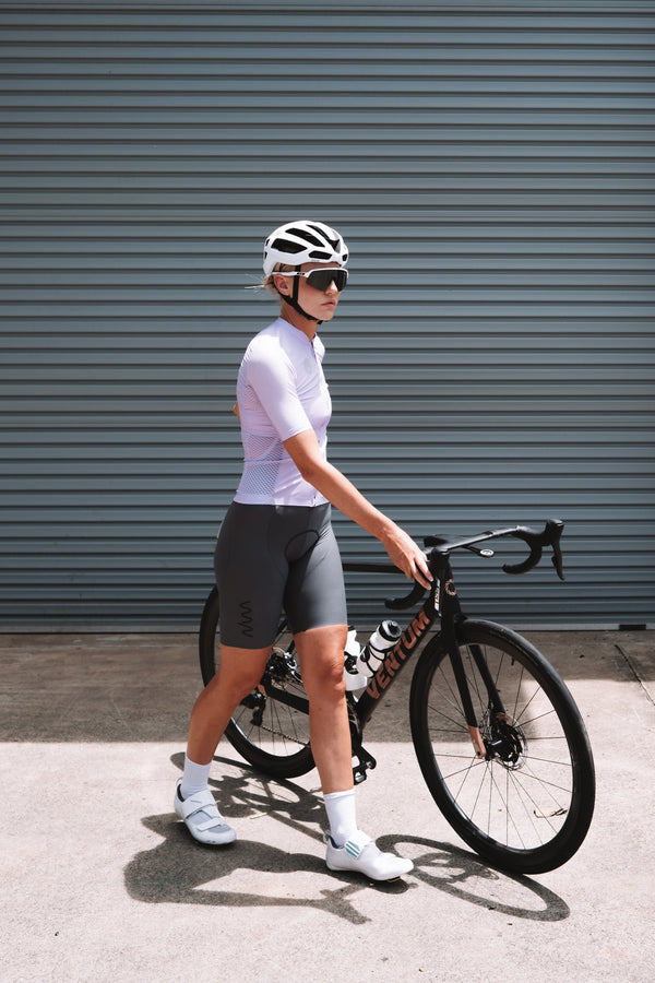 women's ROAM cycling bib shorts - mulberry – WYN republic