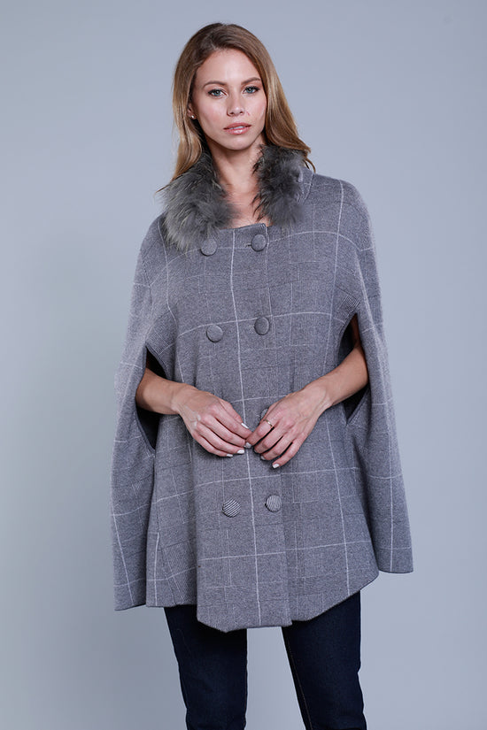 Knitted Poncho with Fur Collar – Dolce Cabo