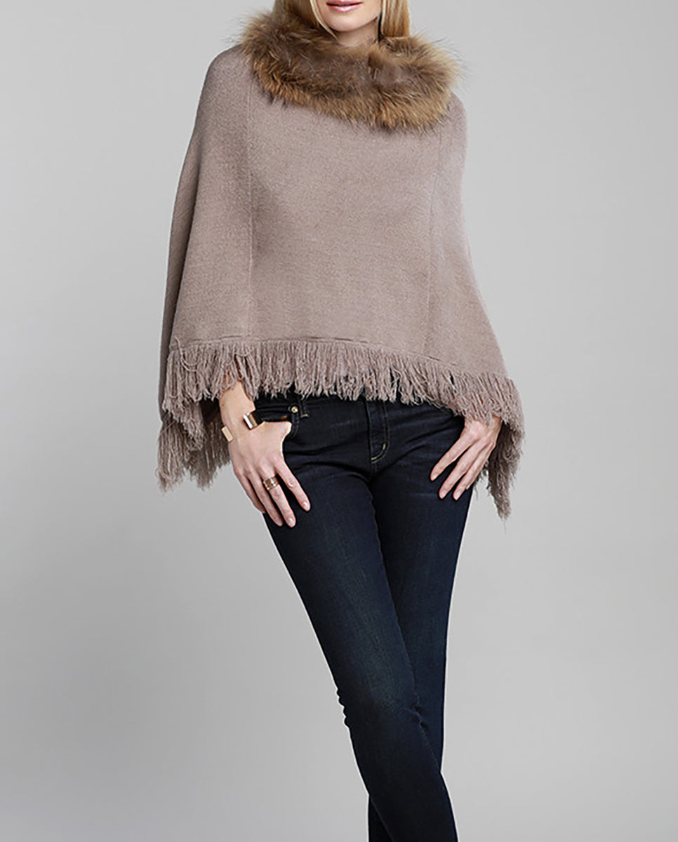 poncho with fur collar