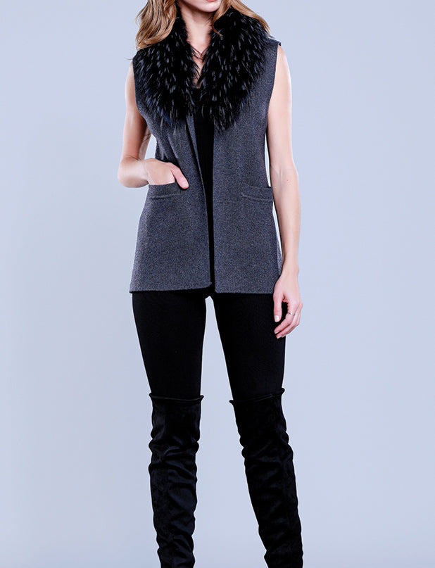 Knitted Vest with Fur Collar – Dolce Cabo