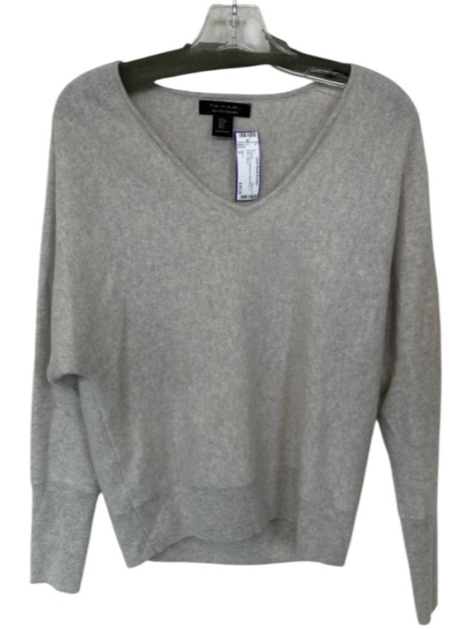 Tahari Size S Light Gray Cashmere Long Sleeve V Neck Sweater
