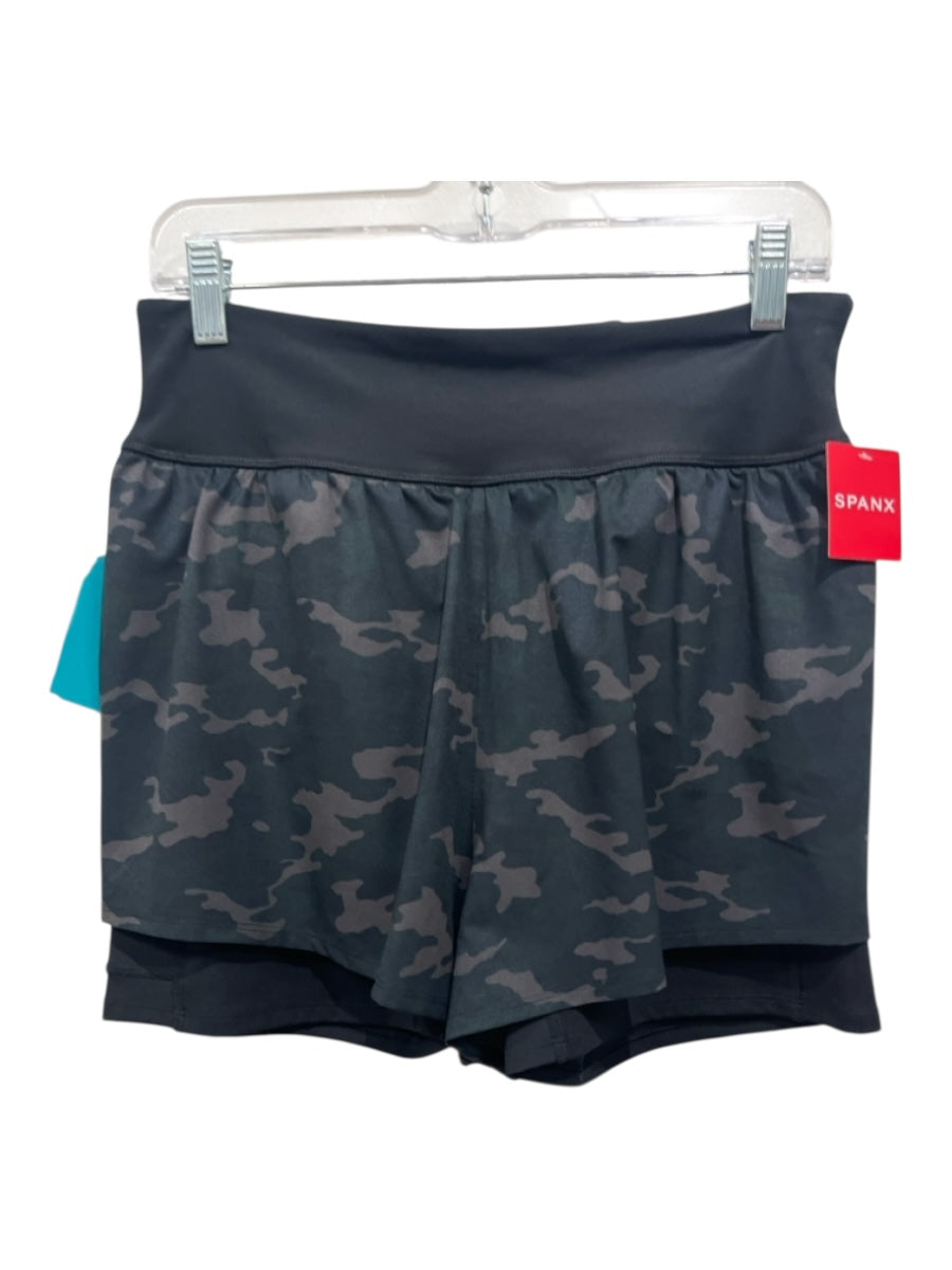 Spanx Size L Green & Black Nylon Blend Camo lined Athletic Shorts