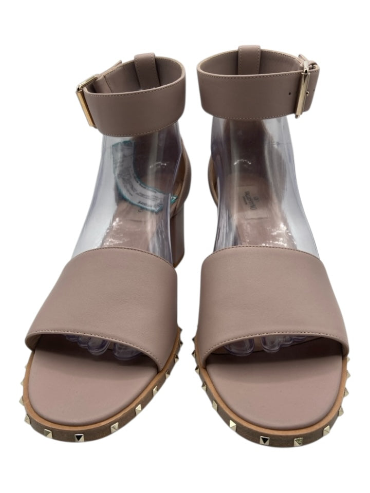 Valentino Garavani Shoe Size 40 Beige Pink Leather Upper Ankle Strap Sandals