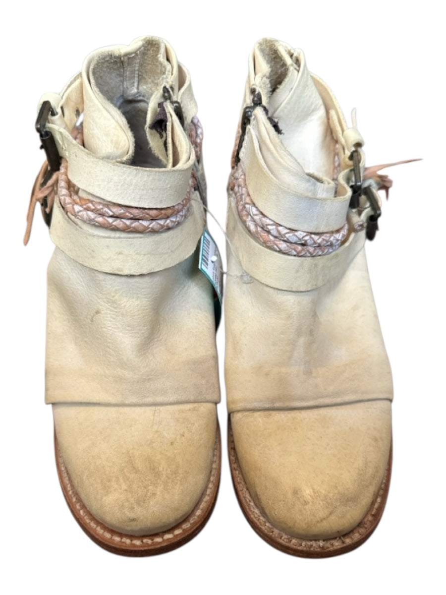 Free Bird Shoe Size 7 Cream & Brown Leather Rope Side Zip Western Booties